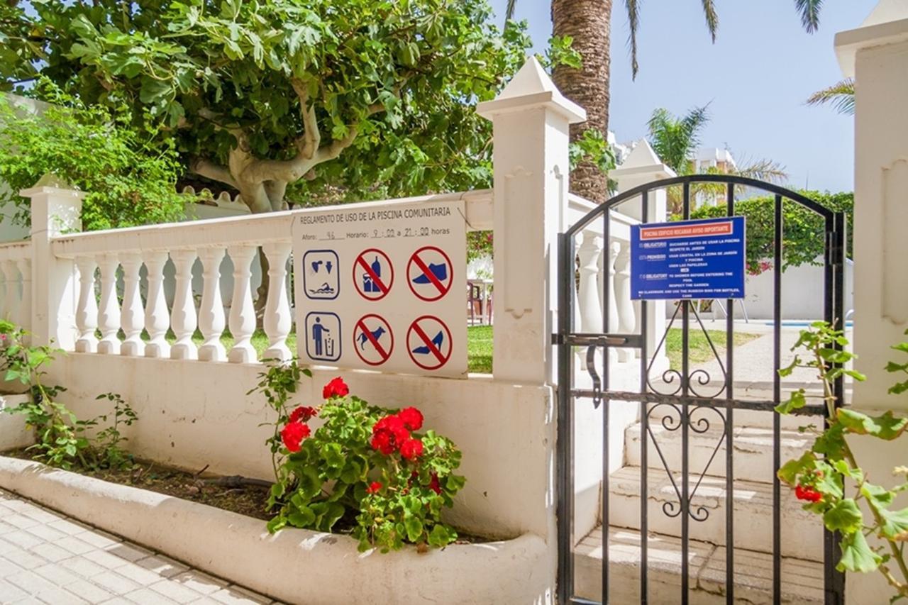 Ferienwohnung Carabeo Rocamar Nerja Exterior foto